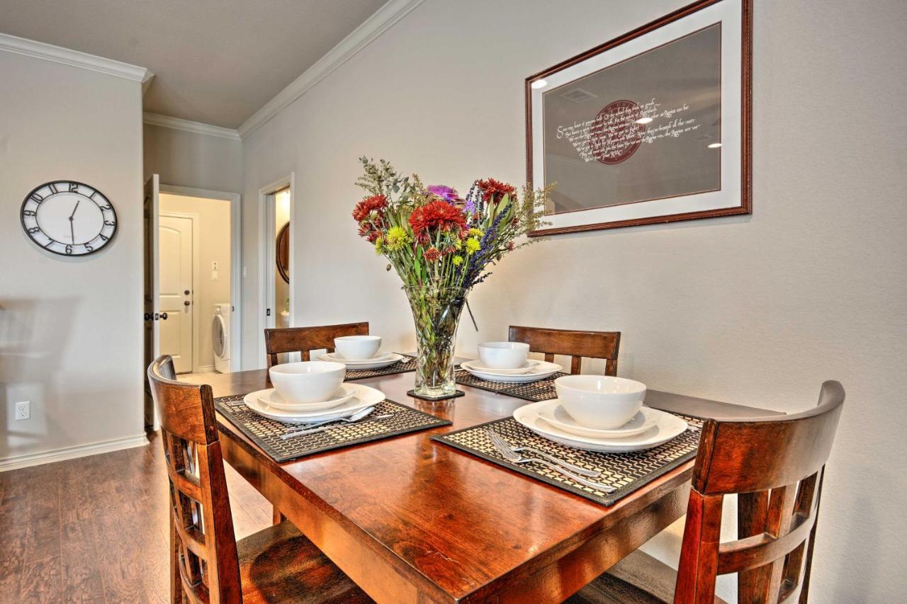 Вілла College Station Townhouse With Private Patio Екстер'єр фото